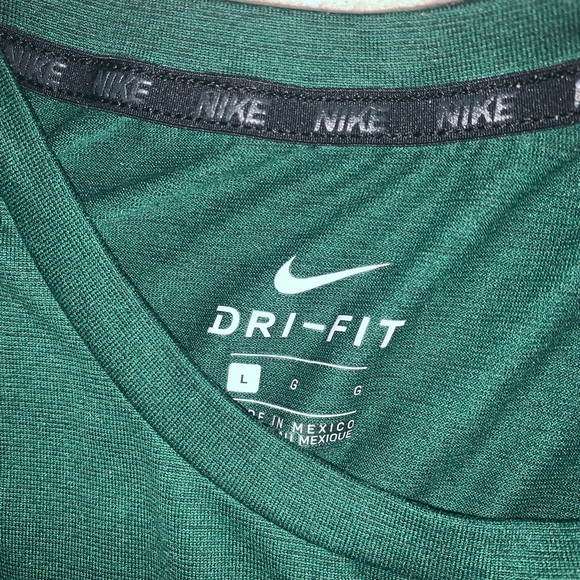 Nike Dri-Fit Men’s Large - Picture 2 of 2